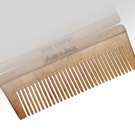 Oak-Beard-Comb