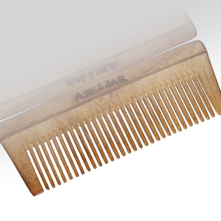 Oak-Beard-Comb